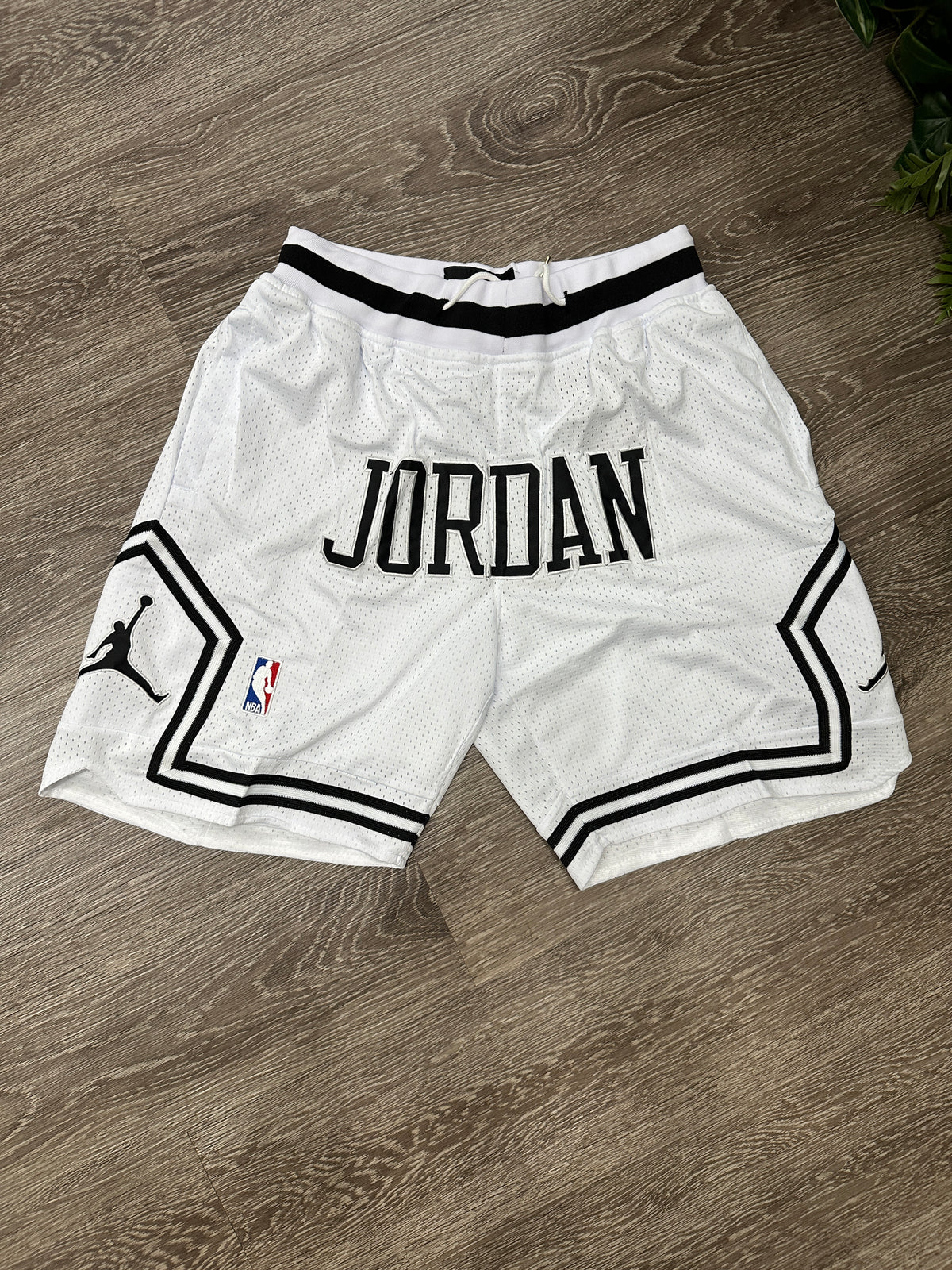 (Mens Medium) NBA Just Don 'Jordan' Basketball Shorts