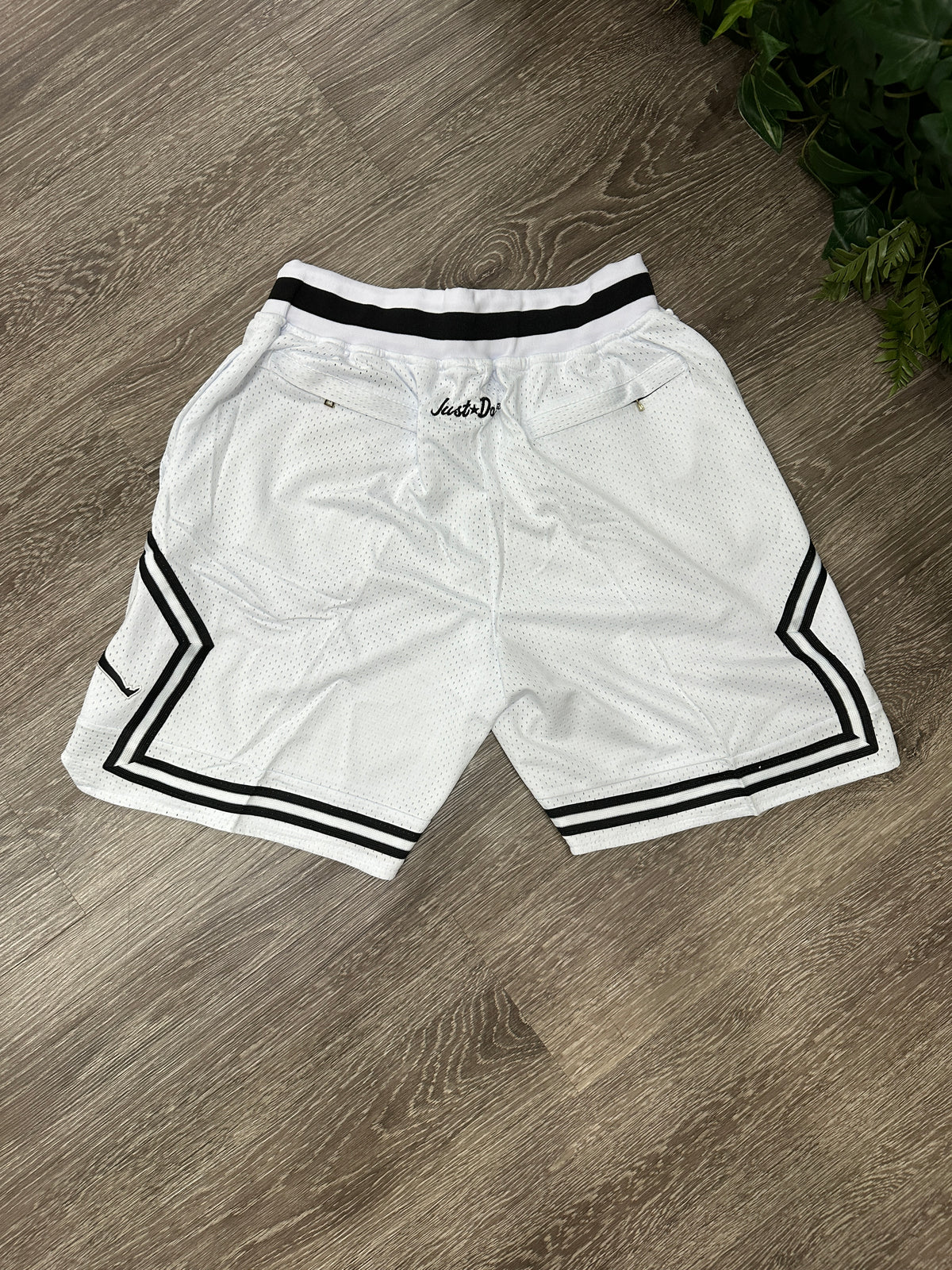 (Mens Medium) NBA Just Don 'Jordan' Basketball Shorts