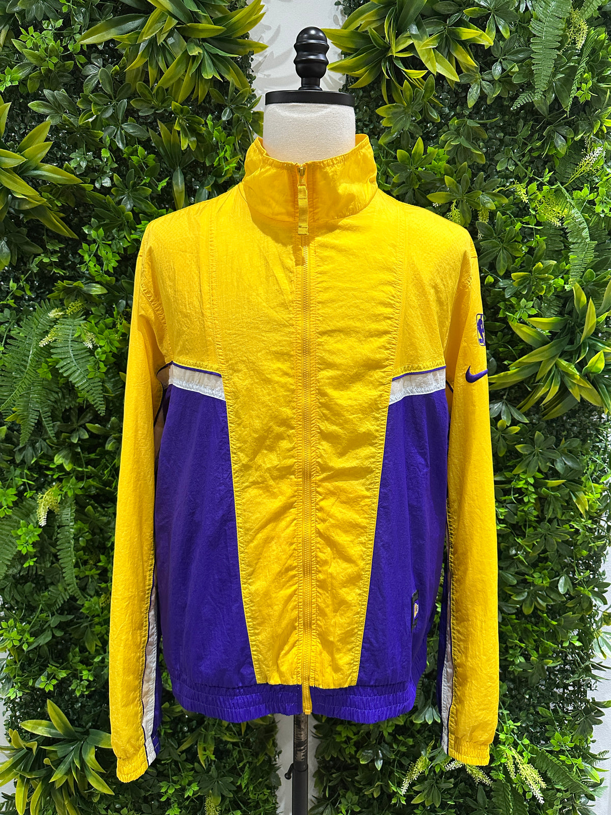 (Mens Large) Nike NBA L.A Lakers Windbreaker 007