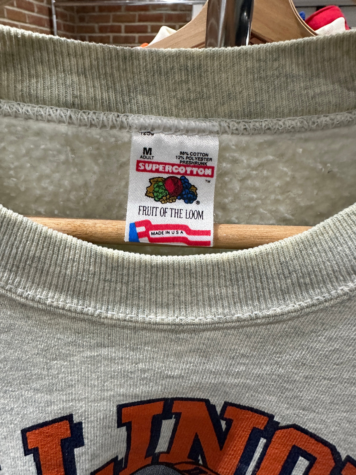 (Mens Medium) 90s University of Illinois Break-Out Sweater 007