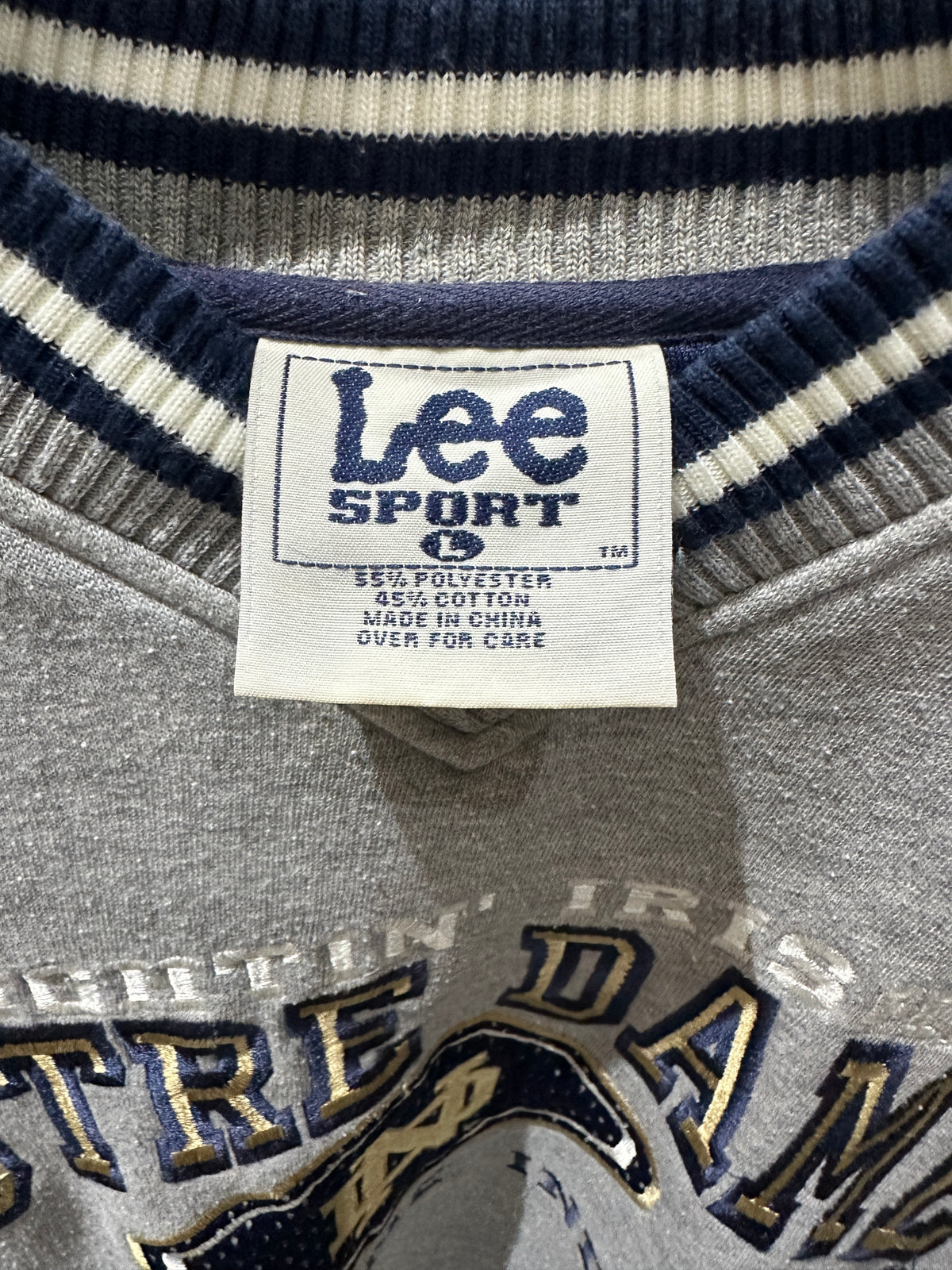 (Mens Large) 90s Notre Dame Spell-Out Sweater 007