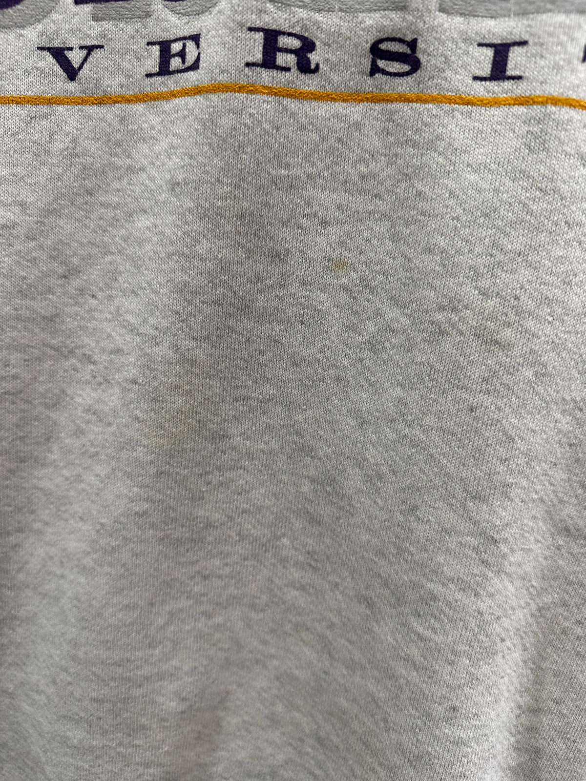 (Mens XL) 90s LSU Spell-Out Sweater 007