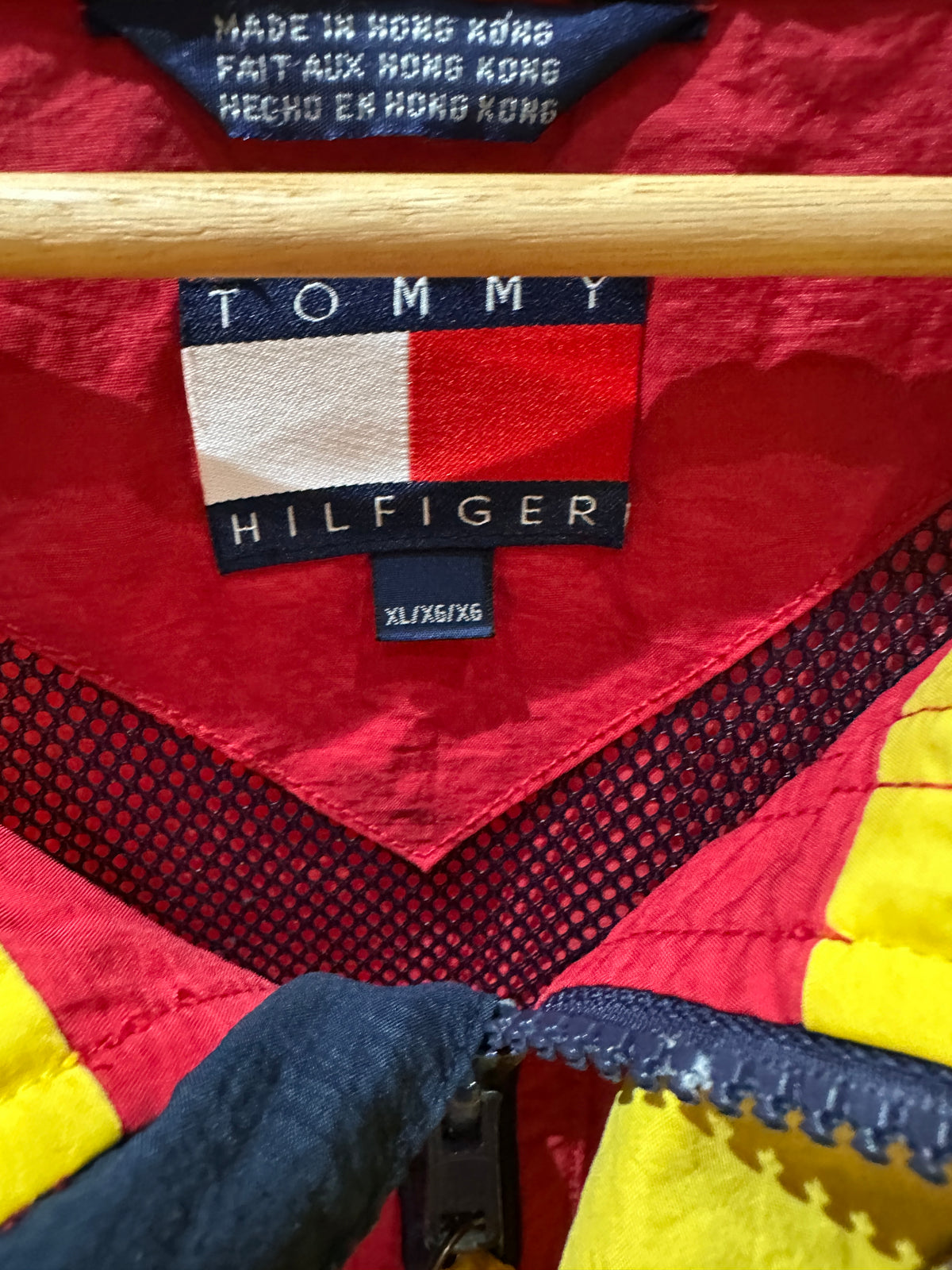 (Mens XL) 90s Tommy Hilfiger Red Light Jacket 007