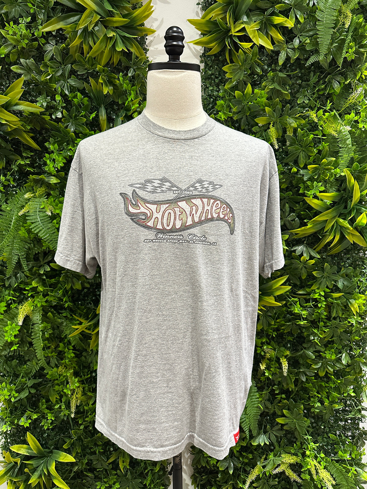 (Mens XL) 2003 Hot Wheels Shirt 007