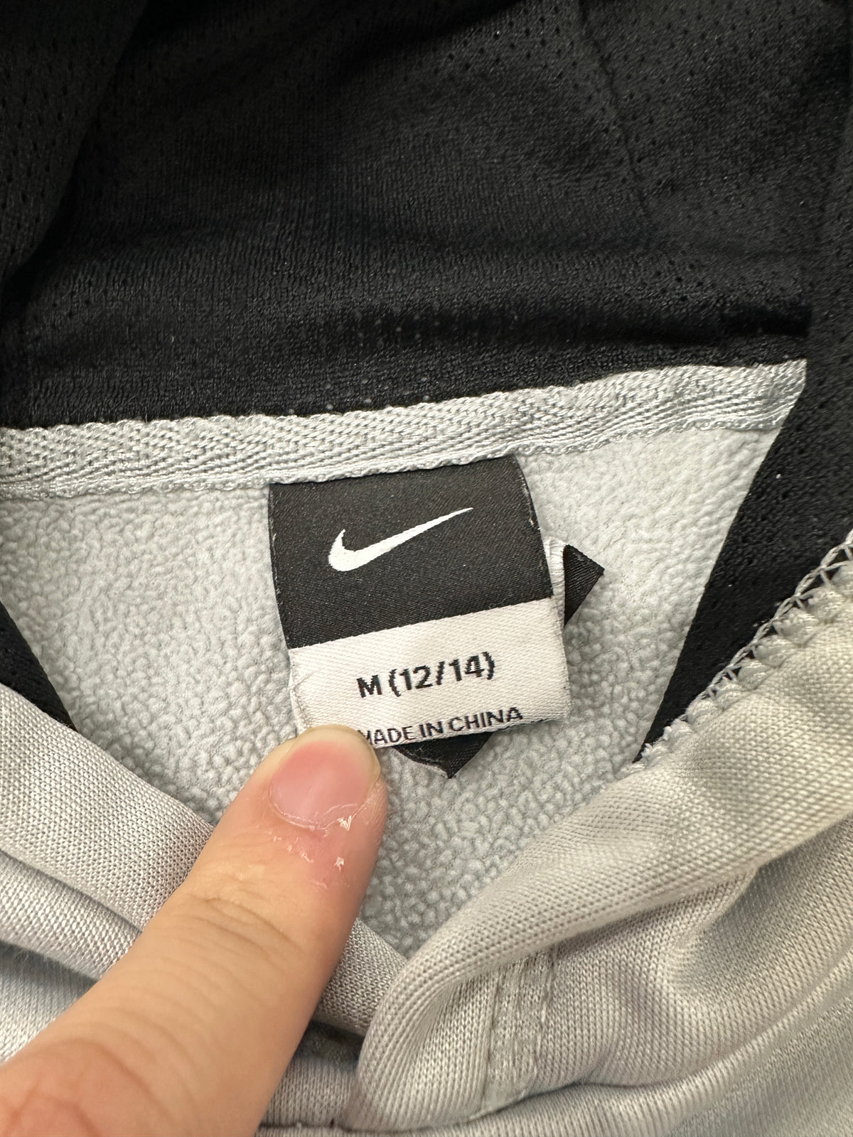 (Kids Medium) Nike Chicago White Sox Sweatshirt 007