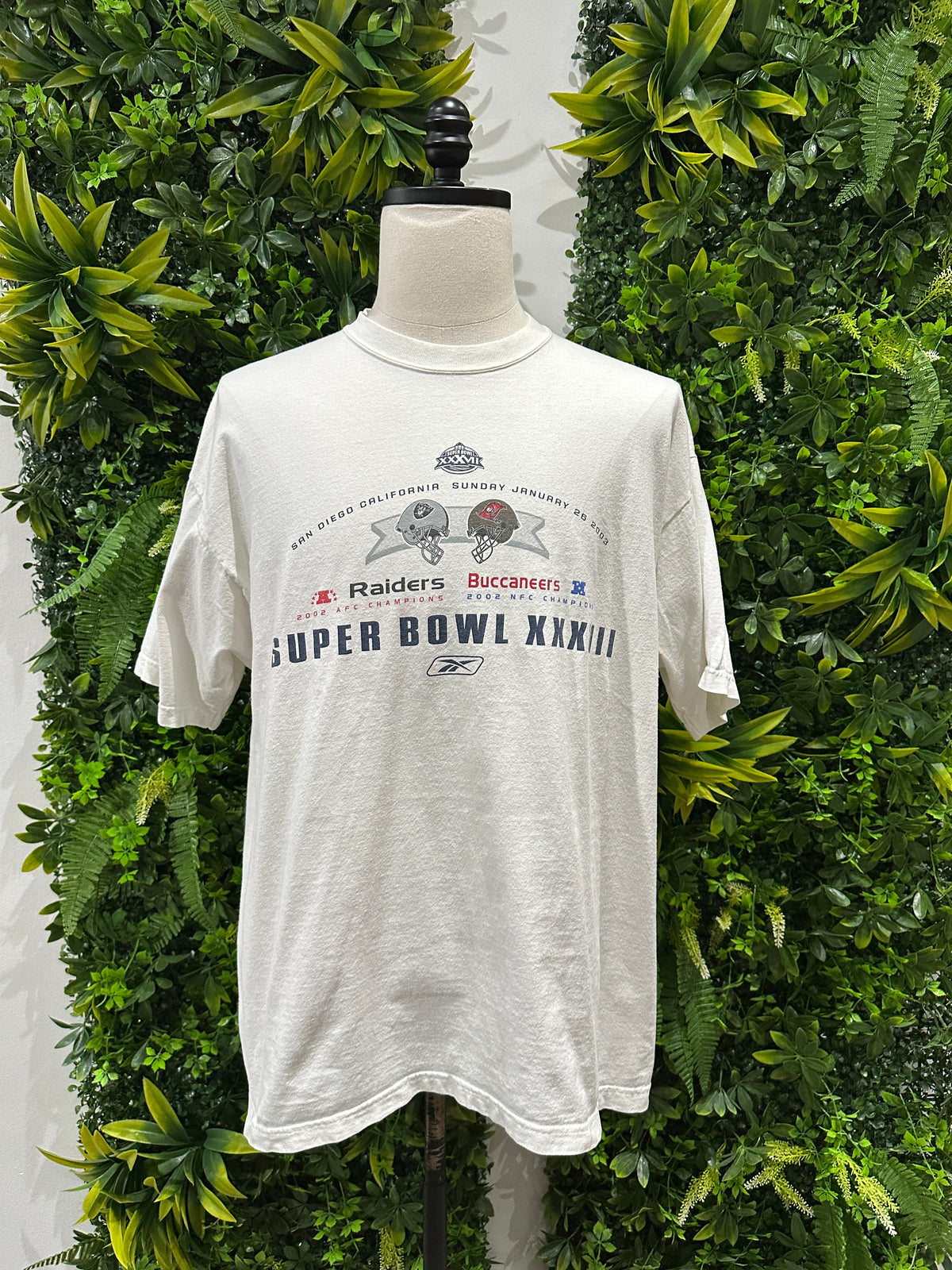 (Mens Large) 2003 Superbowl XXXVll Shirt 007