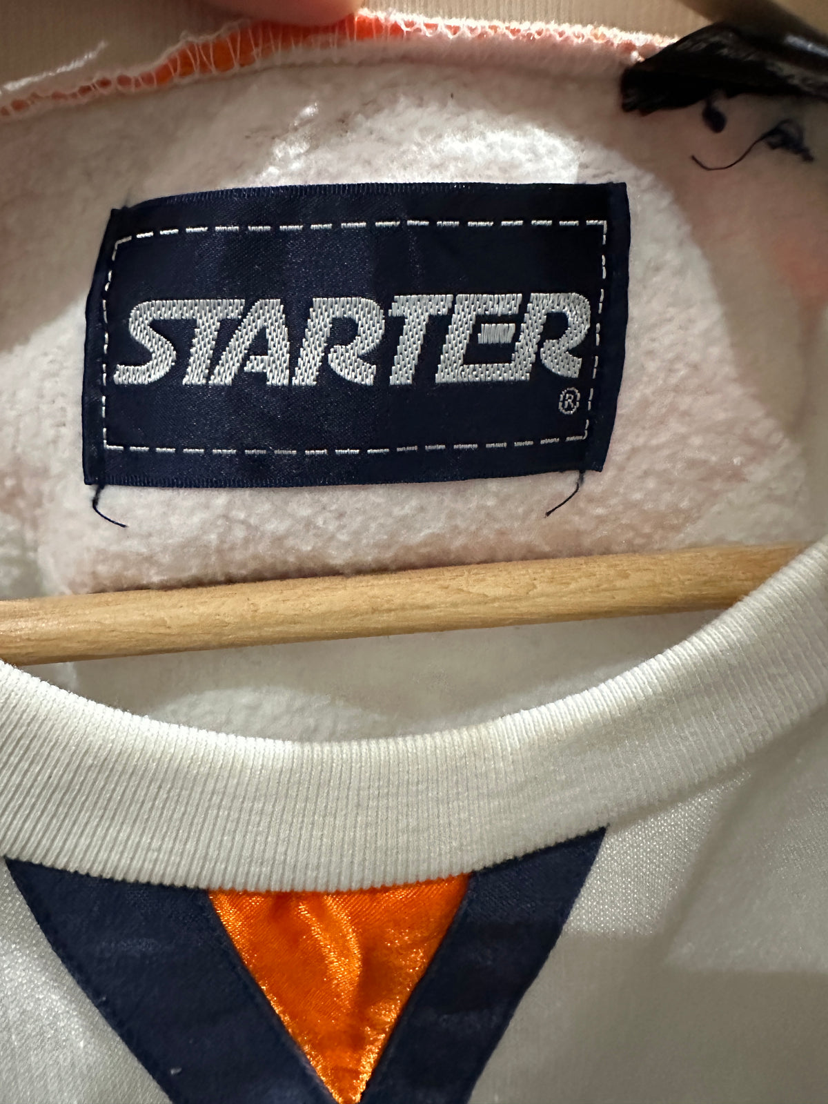 (Mens Medium) 90s Starter Chicago Bears Sweater 007