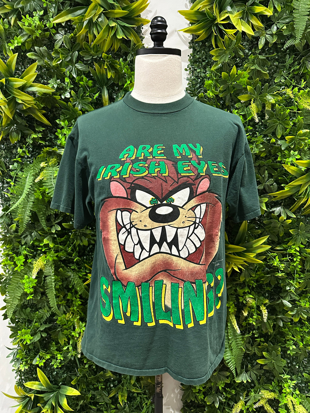 (Mens Large) 90s Looney Tunes Taz 'Irish Eyes' Shirt 007