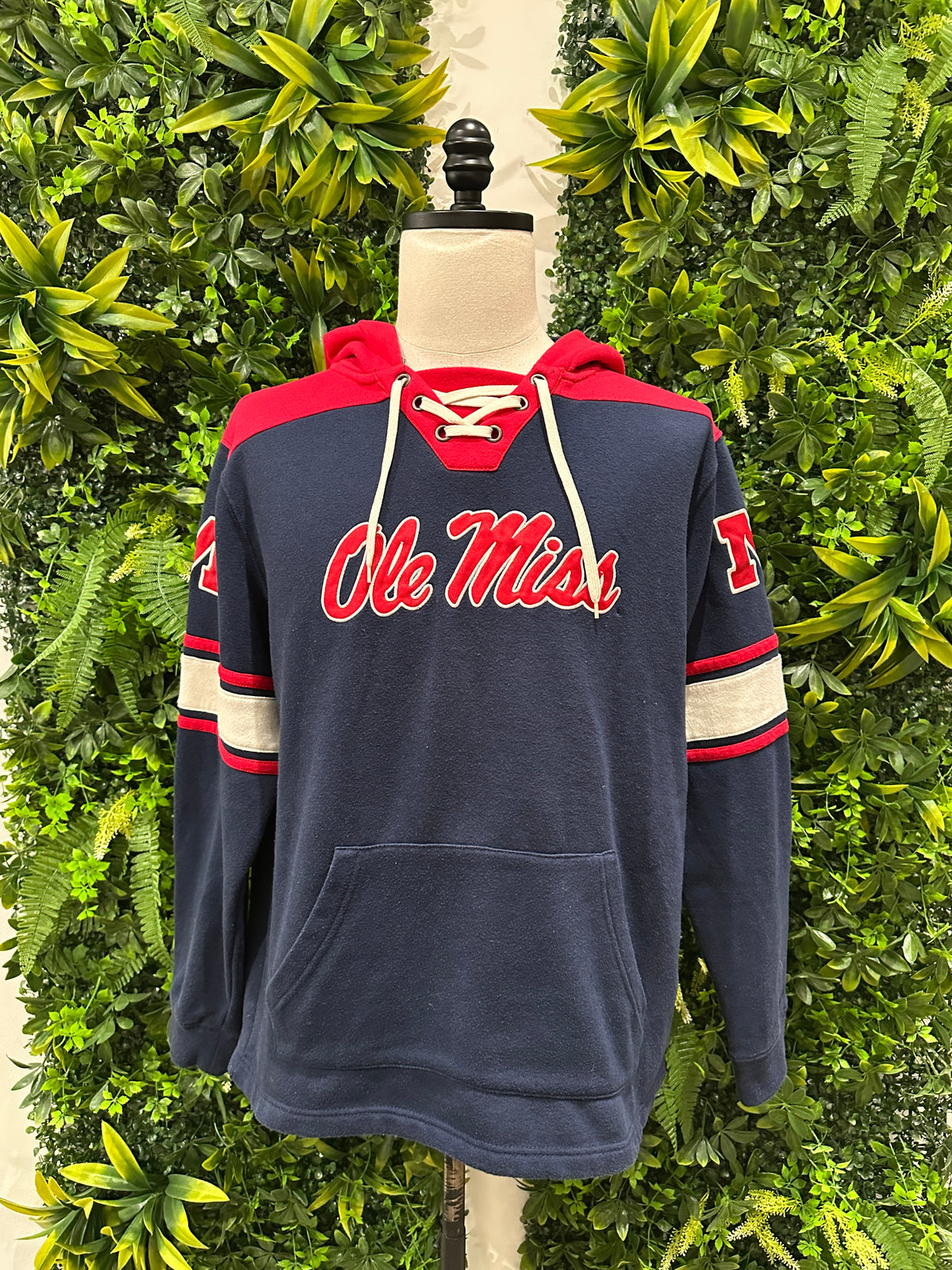 (Mens Medium) University Of Mississippi Sweatshirt 007