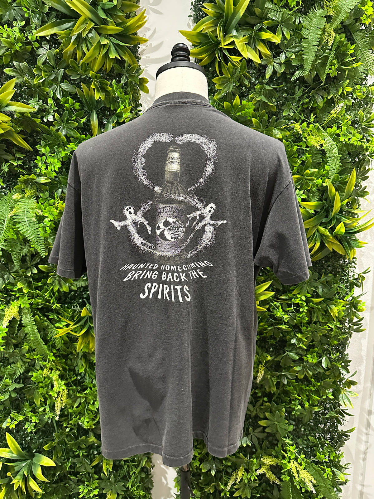 (Mens XL) 90s 'Haunted Homecoming' Shirt 007