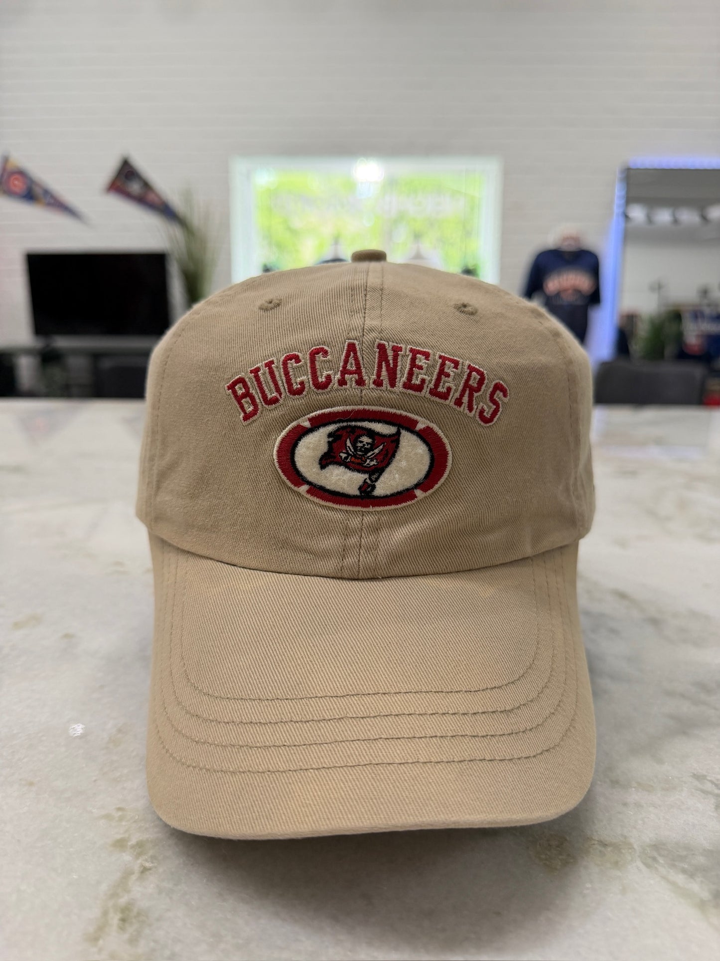 NFL Pro-Line Tampa Buccaneers Strap-Back Hat