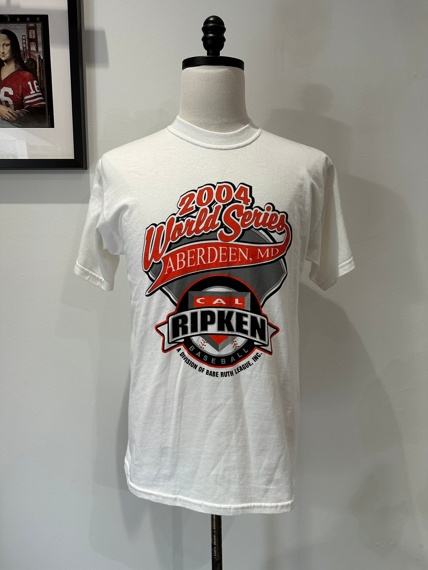 (Mens Medium) 2004 Cal Ripken World Series Shirt