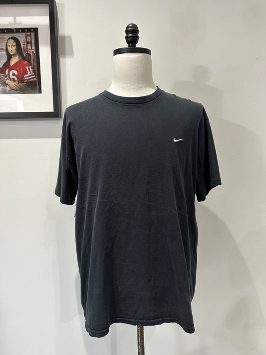 (Mens XL) 90s Nike Black Shirt