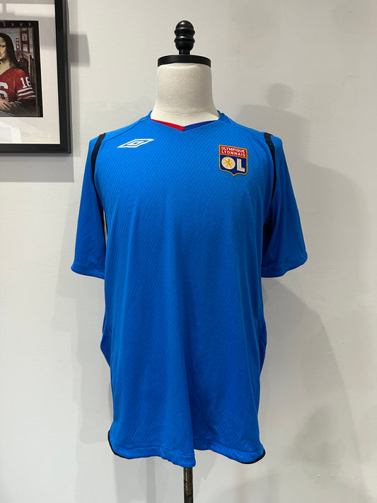(Mens Large) Umbro Olympique Lyonnais Soccer Jersey