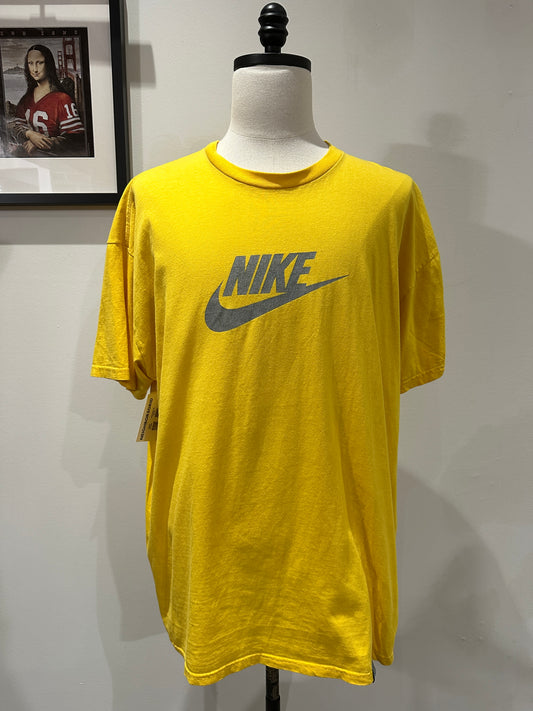 (Mens 2X) Nike Yellow Shirt