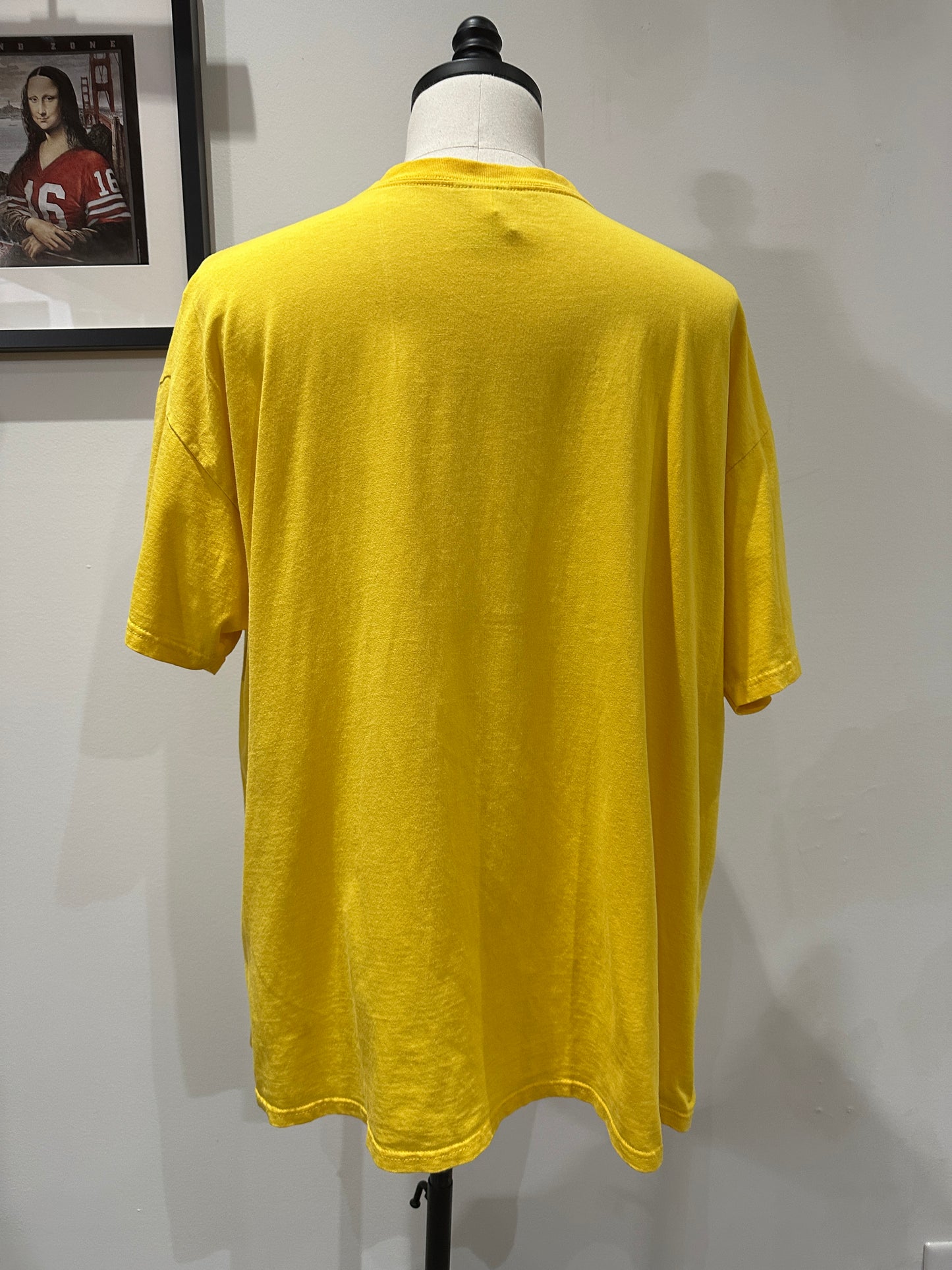 (Mens 2X) Nike Yellow Shirt