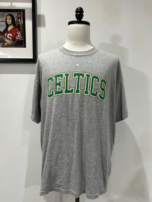 (Mens 2X) NBA Boston Celtics Spell-Out Shirt