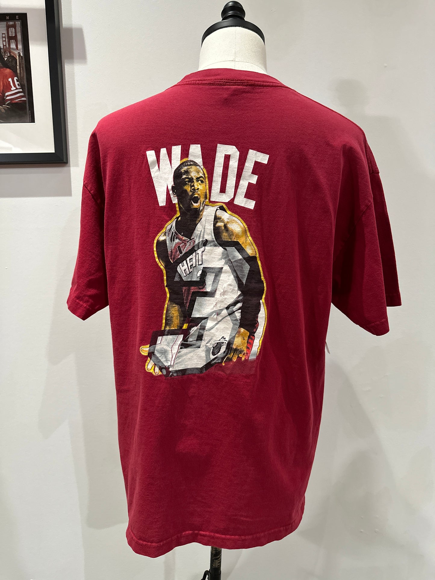 (Mens XL) NBA Miami Heat 'D-Wade' Shirt