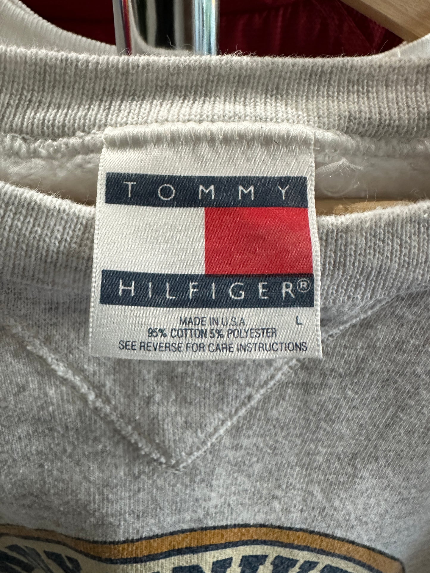 (Mens Large) 90s Tommy Hilfiger 'Tommy University' Sweater