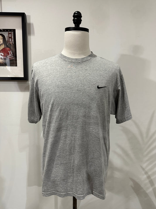 (Mens Medium) 90s Nike Gray Shirt