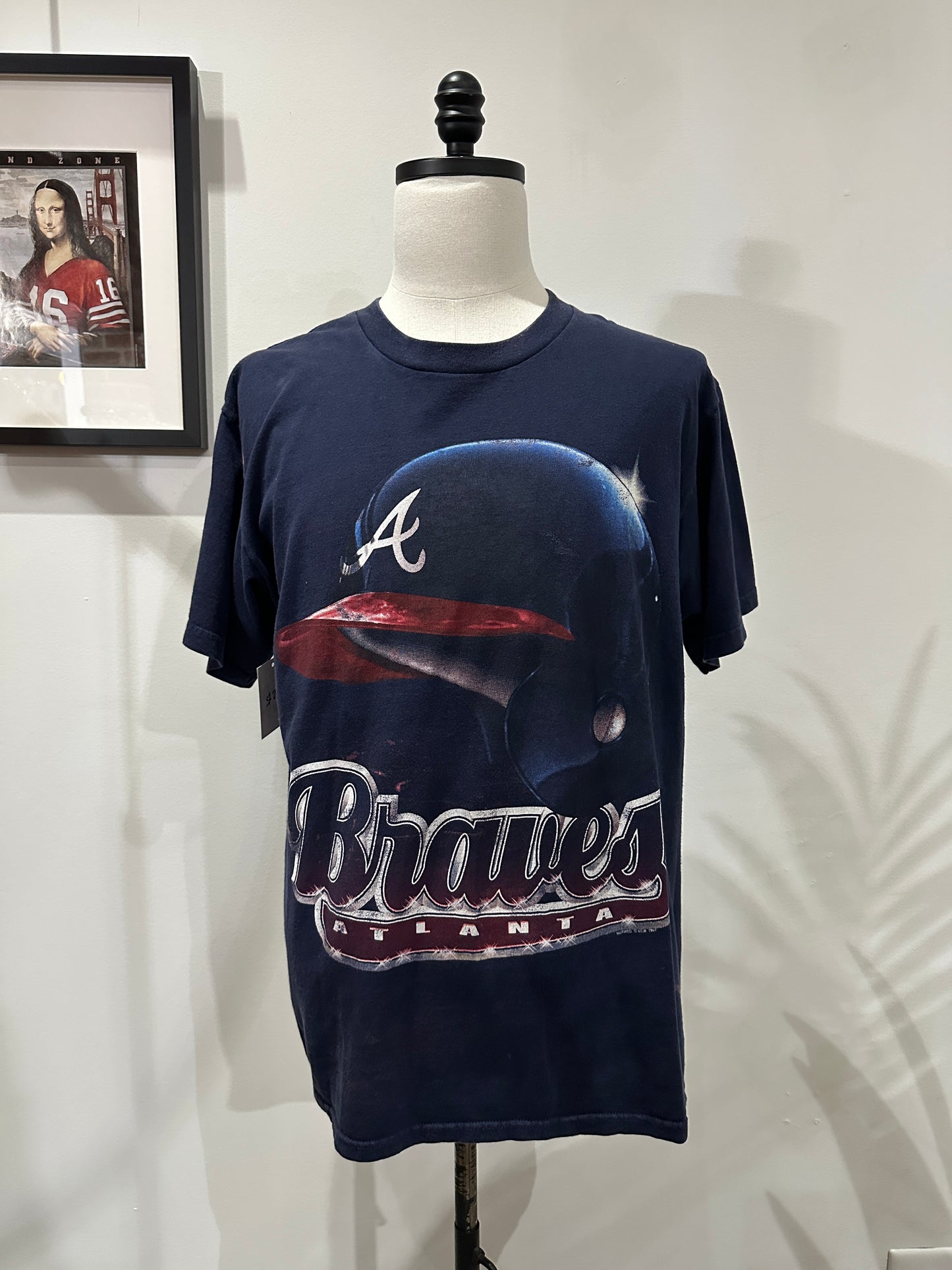 (Mens Large) 90s Atlanta Braves Shirt