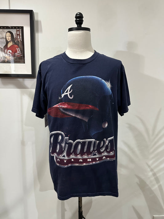 (Mens Large) 90s Atlanta Braves Shirt