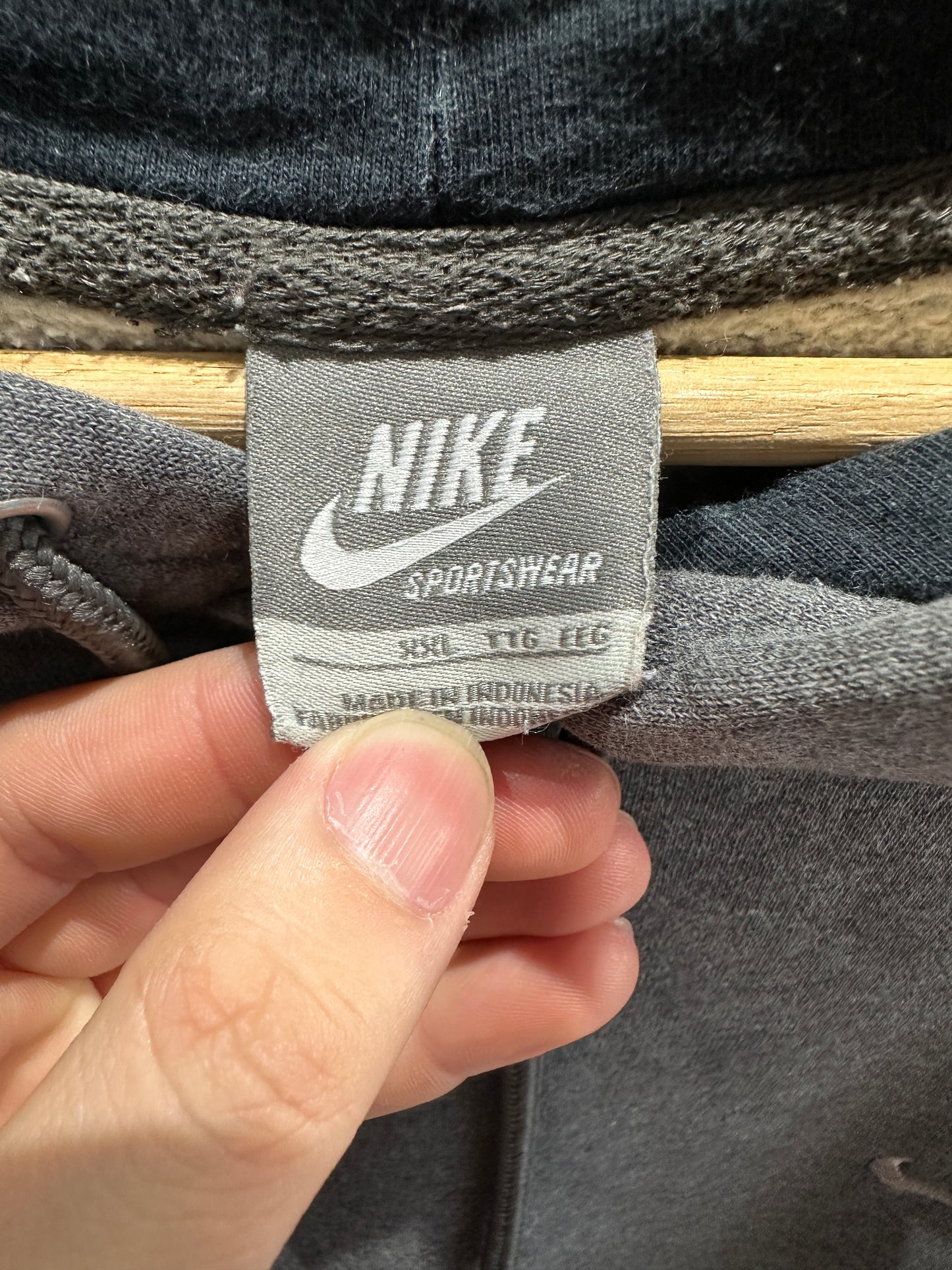 (Mens 2X) Nike Gray Pull-Over Sweatshirt