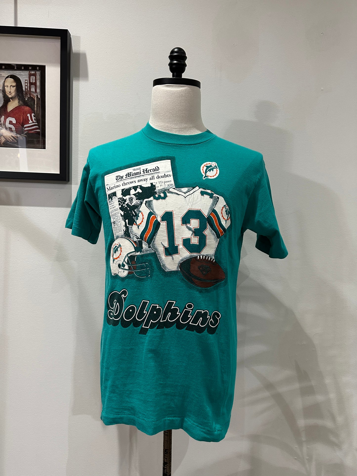 (Mens Medium) 90s Miami Dolphins Shirt
