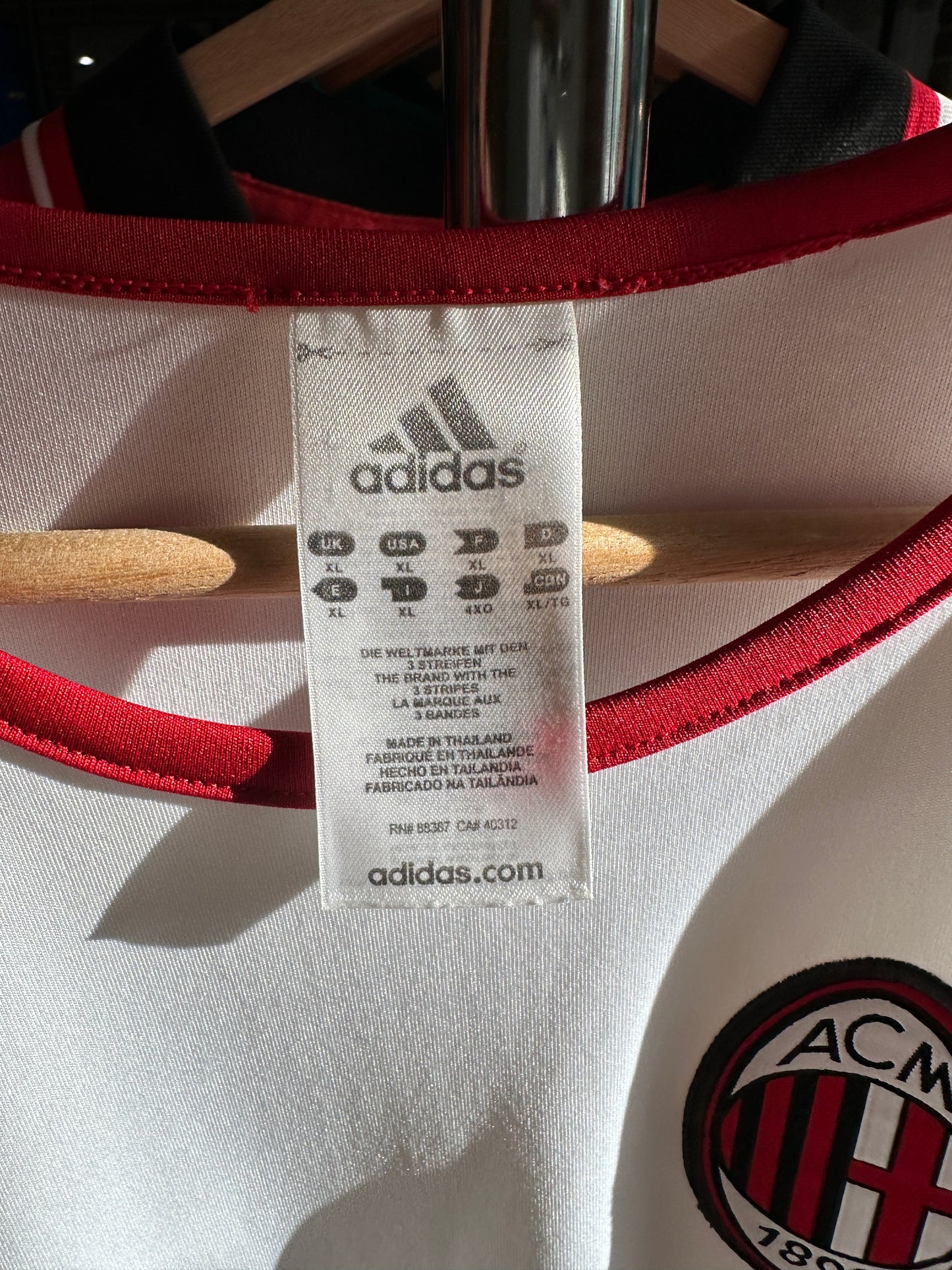 (Mens XL) Adidas AC Milan Soccer Jersey 007