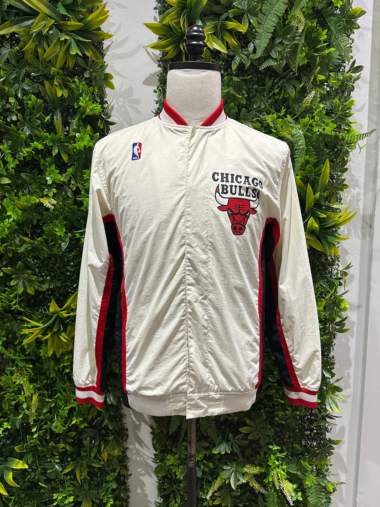 (Mens Small) NBA Chicago Bulls Warmp Up Windbreaker Jacket 007