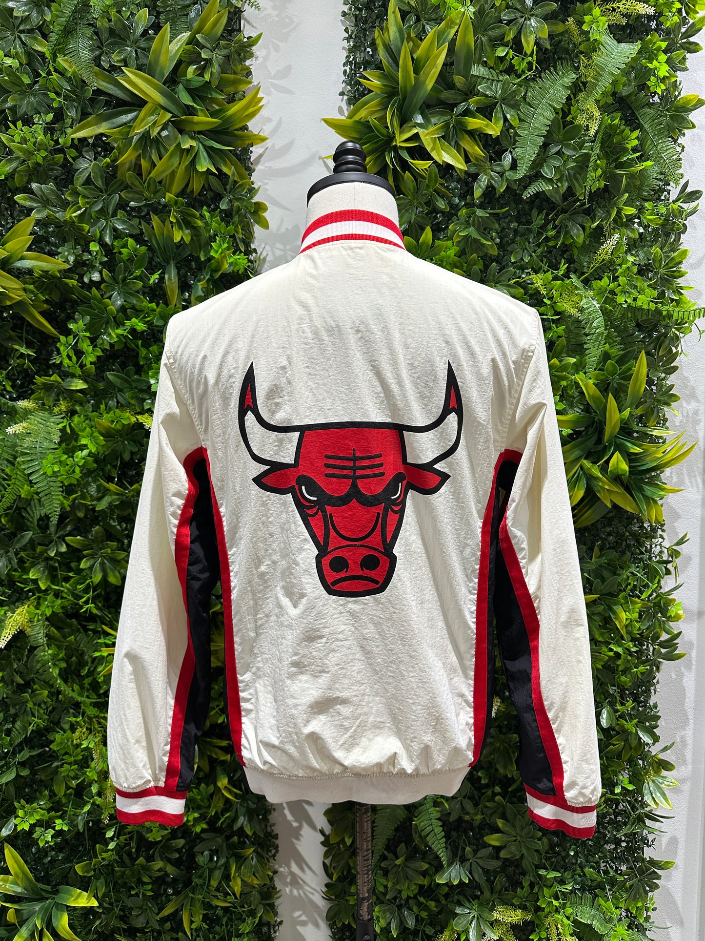 (Mens Small) NBA Chicago Bulls Warmp Up Windbreaker Jacket 007