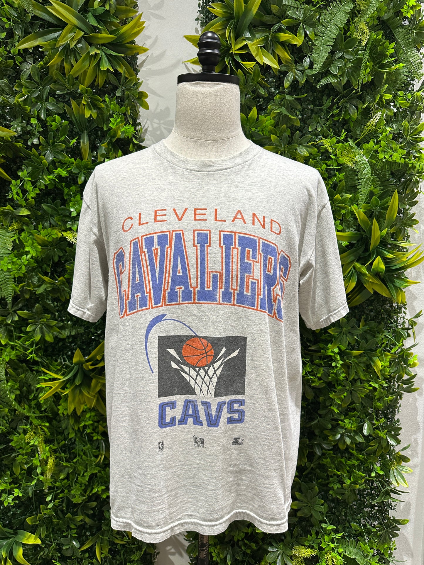 (Mens Large) 90s Cleveland Cavaliers Spell-Out Shirt 007
