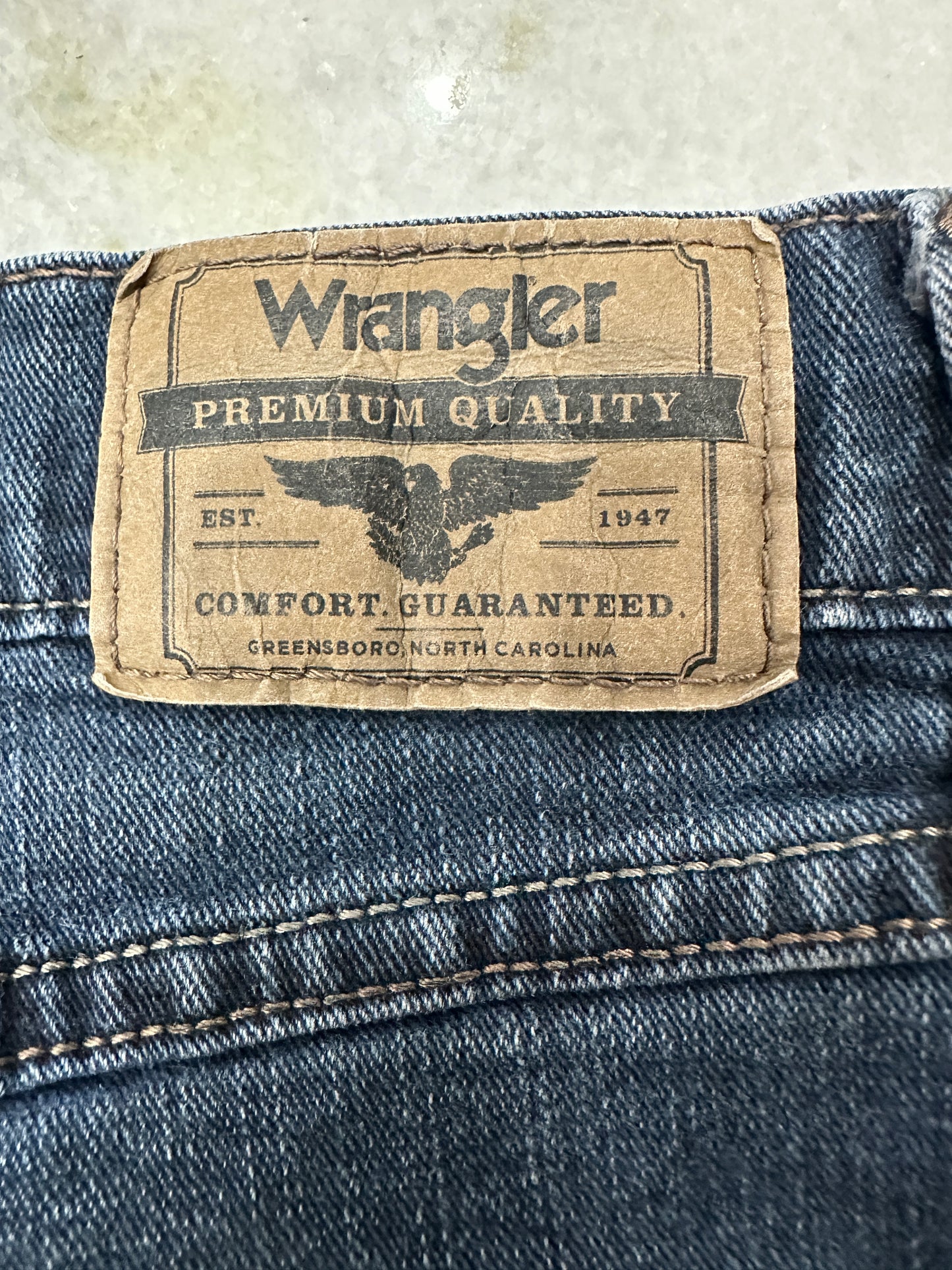 (Mens 36 x 30) Blue Wrangler Jeans