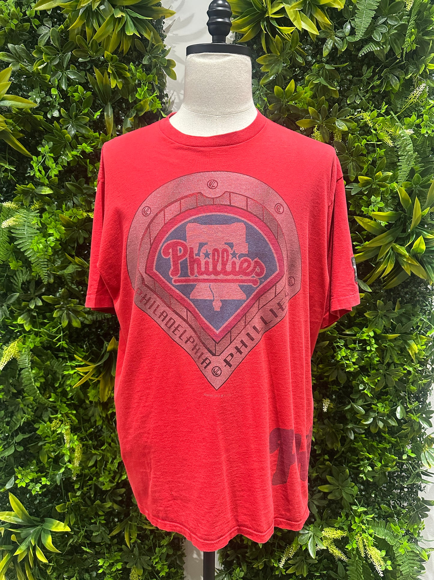 (Mens XL) 1993 Starter Philadelphia Phillies Shirt 007