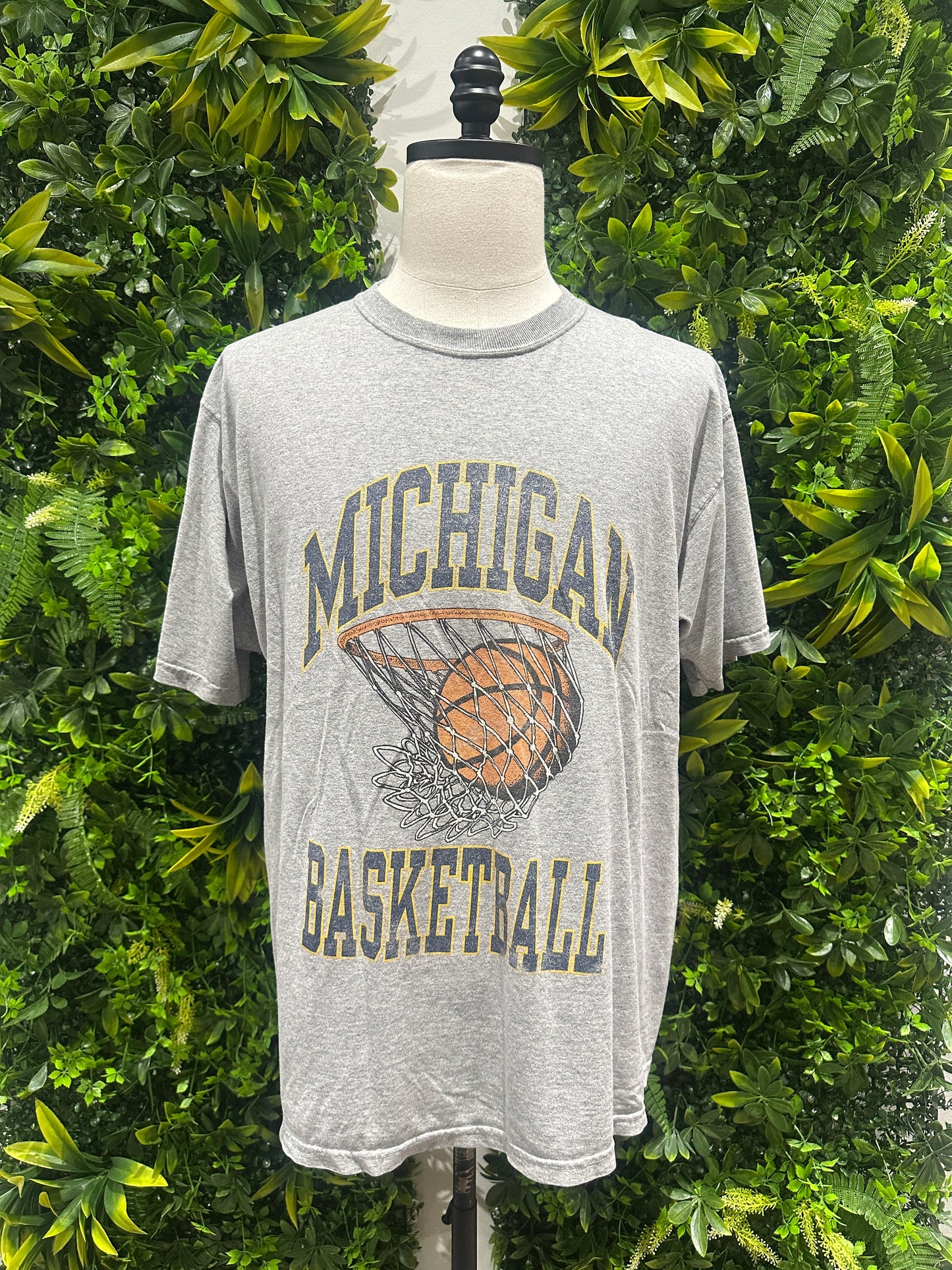 (Mens XL) 90s Michigan University Basketball Shirt 007