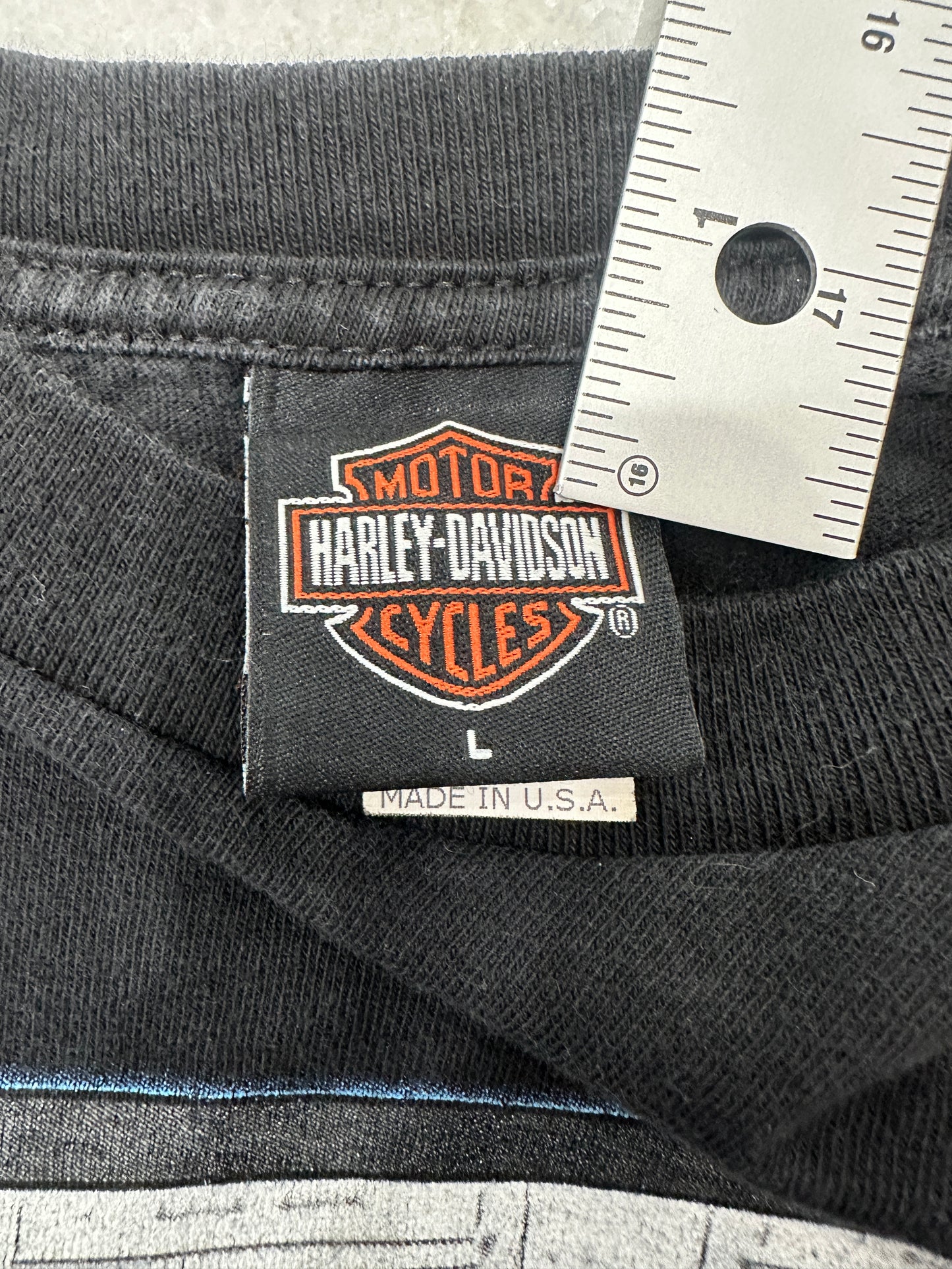 (Womans Large) 2001 Harley Davidson Shirt
