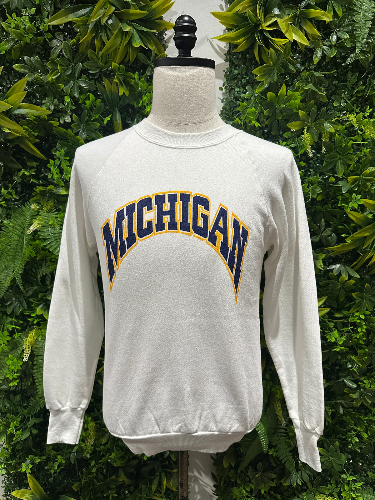 (Mens Medium) 80s Michigan University Spell-Out Sweater 007