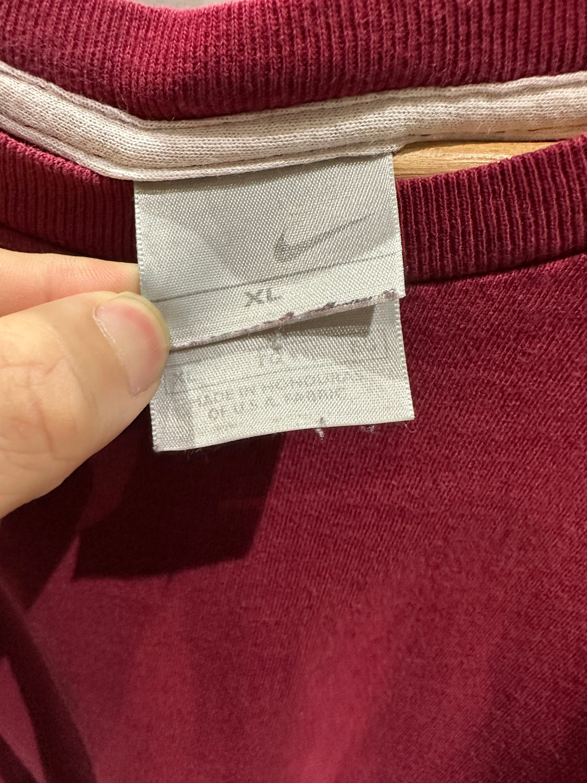 (Mens XL) Nike Maroon Shirt 007