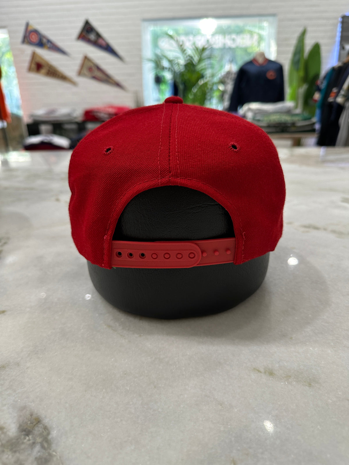 90s Indiana University Spell-Out Snap-Back Hat 007