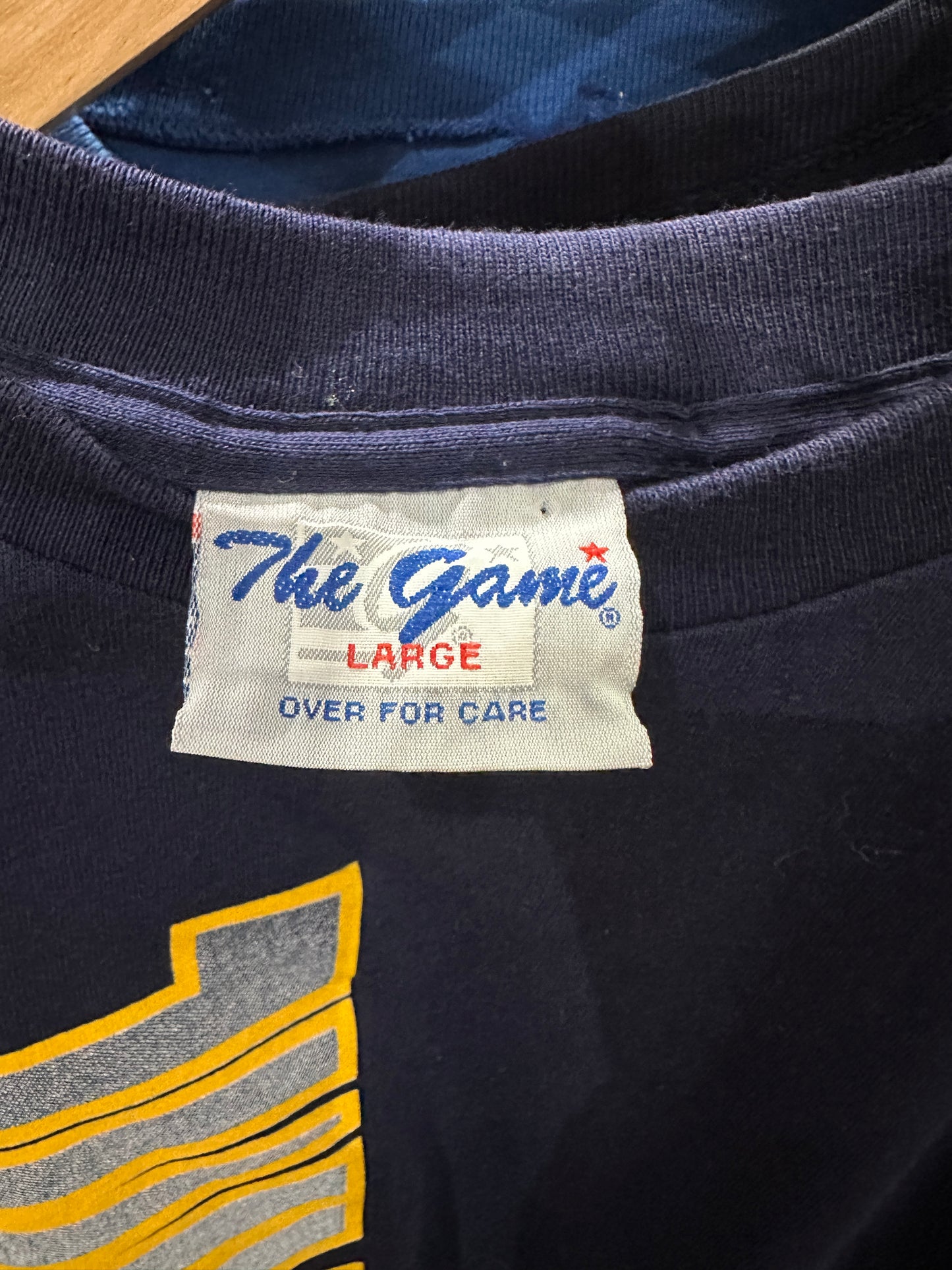 (Men Large) 90s Notre Dame Shirt