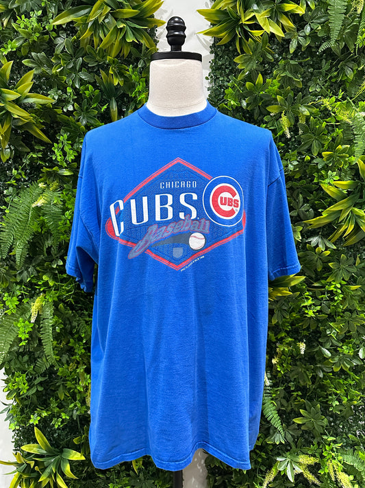 (Mens XL) 1998 Chicago Cubs Spell-Out Shirt 007