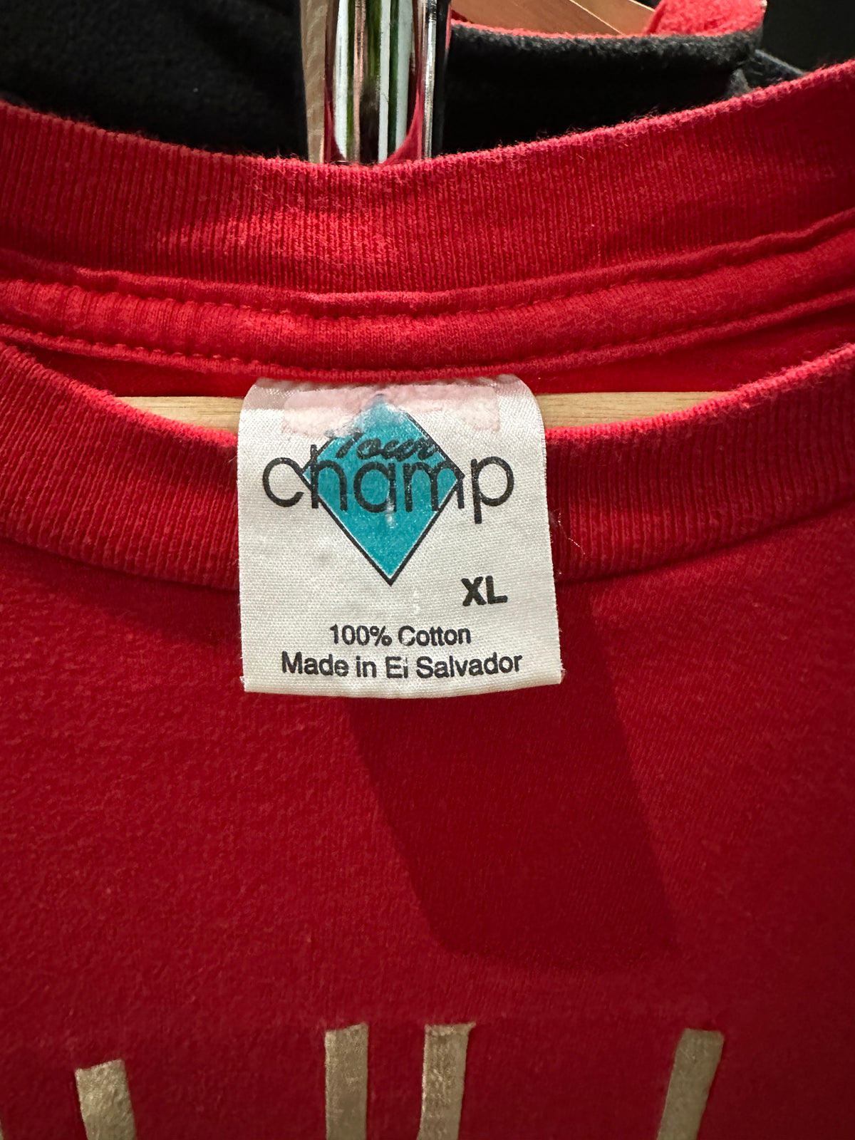 (Mens XL) 1997 Chicago Bulls 5-Time Champs Shirt 007