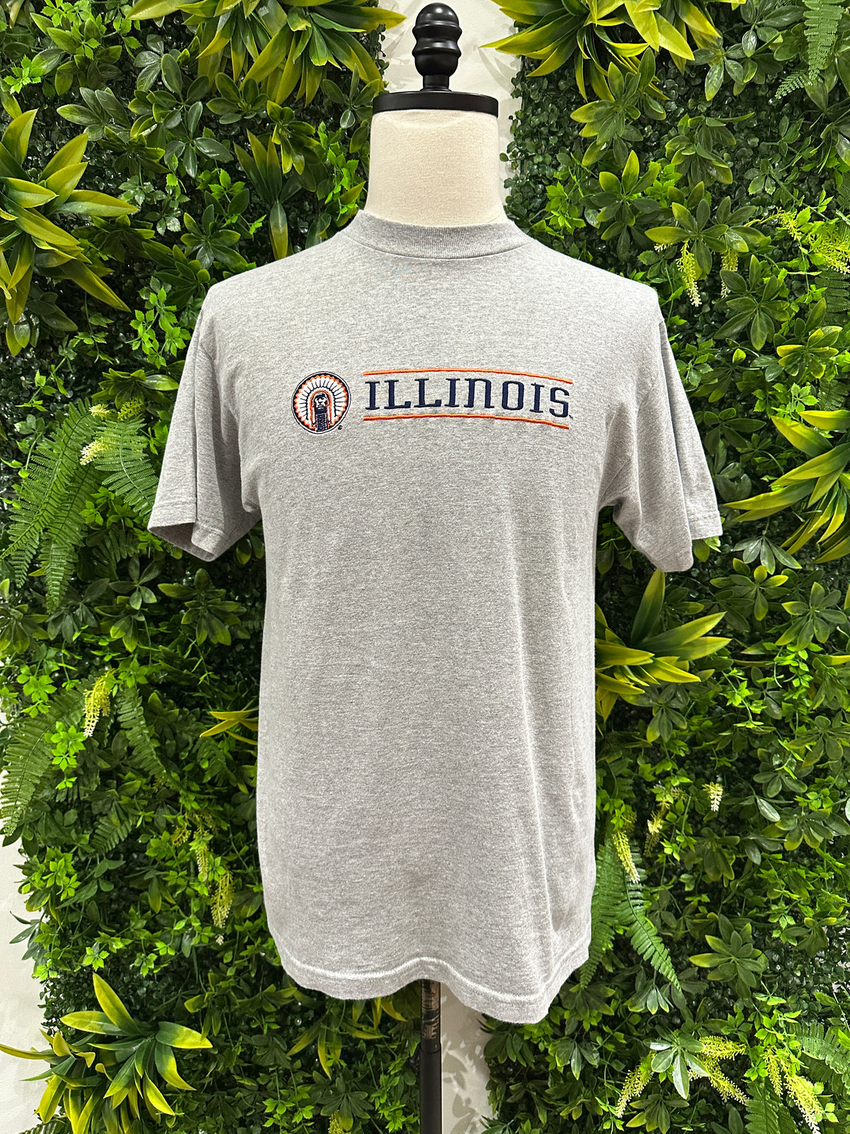 (Mens Medium) 90s University of Illinois Spell-Out Shirt 007