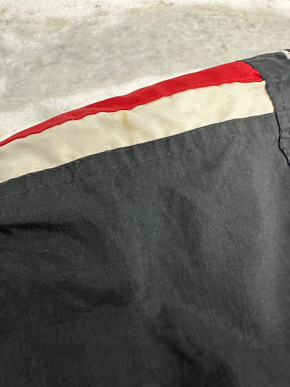 (Kids XL) Vintage 90s Chicago BlackHawks Starter Jacket|678