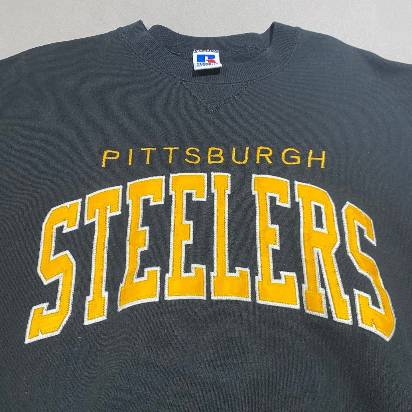 Vintage 90's Pittsburgh Steelers Crewneck Mens XL Embroidered Russell Athletic