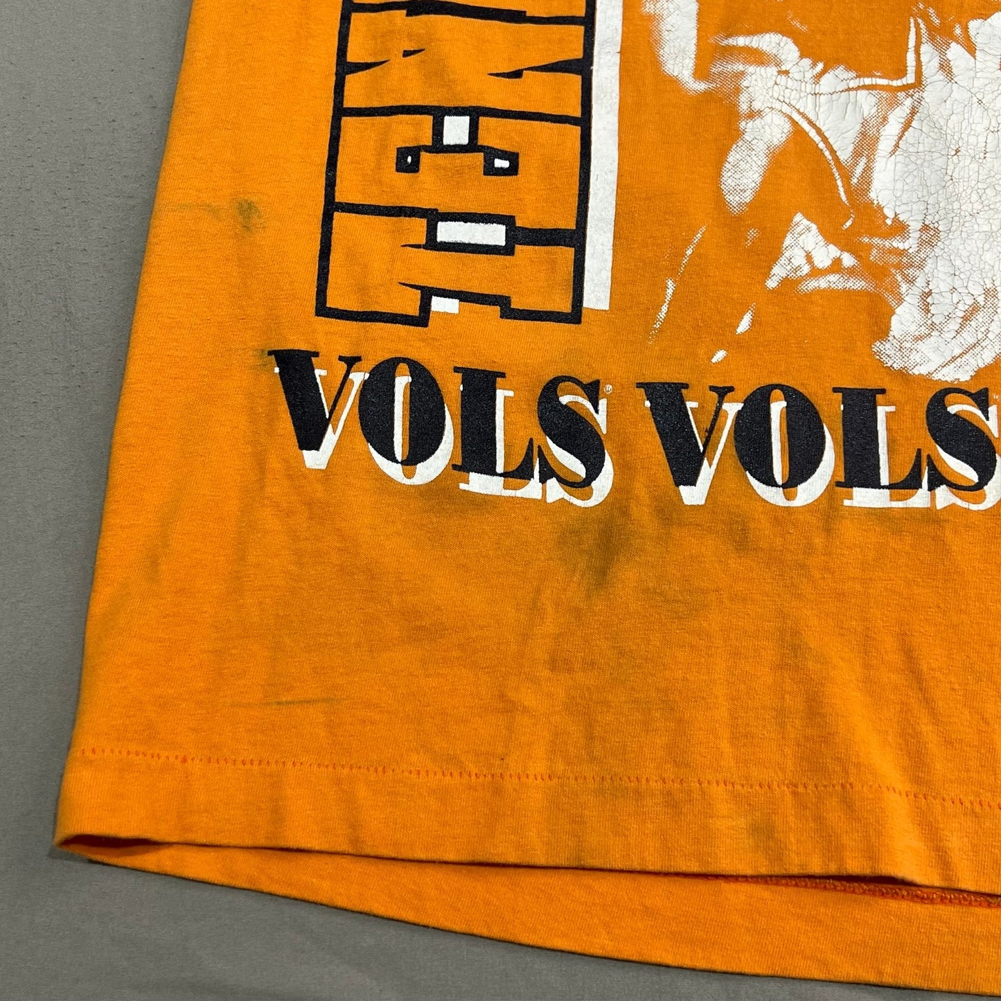 Vintage 90's University of Tennessee Shirt All Over Print Mens Large Basketball