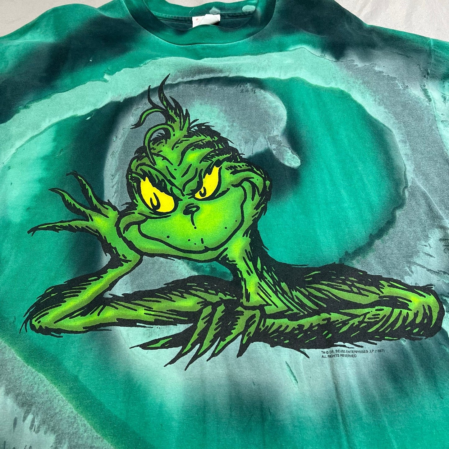 Vintage 1997 The Grinch Shirt All Over Print Menss XL Green Dr Seuss