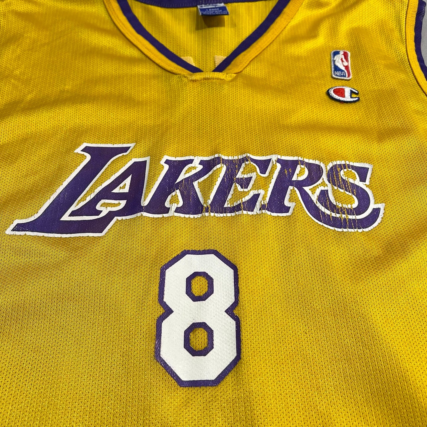 Vintage Kobe Bryant Jersey Los Angeles Lakers Mens 44 Champion 90's #8 Gold