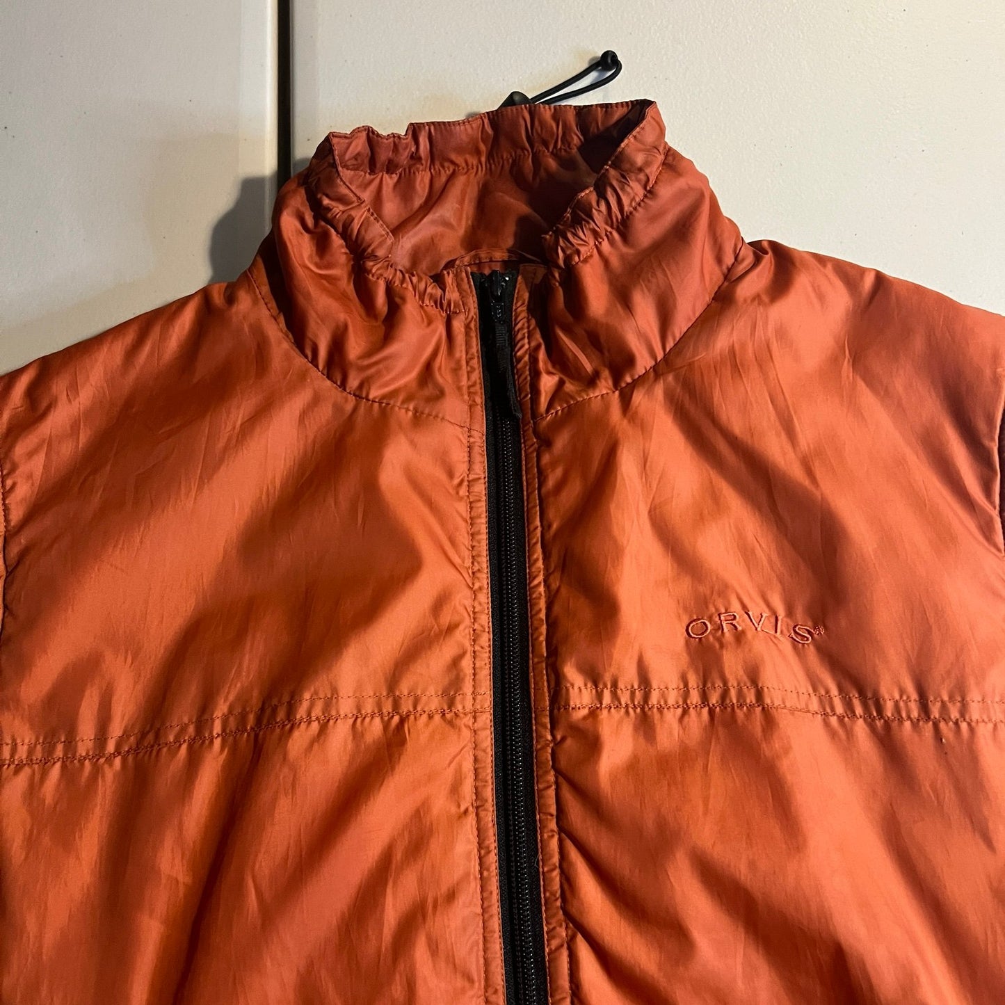 ORVIS Vest Primaloft Jacket Mens Large Orange Outdoors Full Zip Insulated Coat