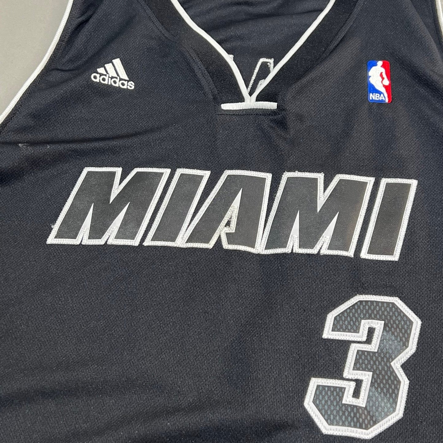 Dwyane Wade Miami Heat Jersey Mens 2XL XXL Back In Black Out Swingman